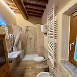 La Tana مزرعة للإقامة *
